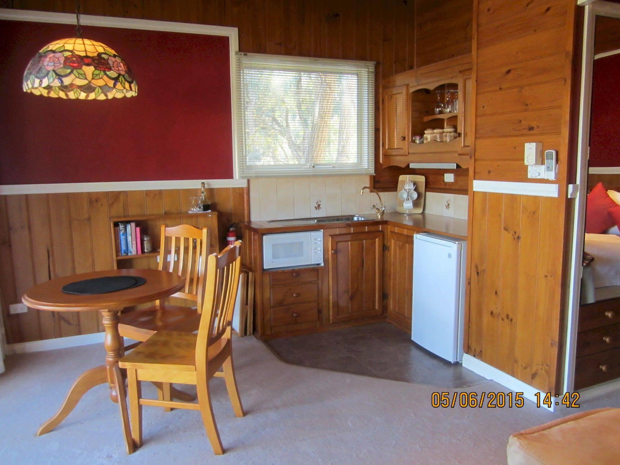 Willowlake Cottages Howqua Ngoại thất bức ảnh
